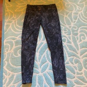 Sweaty Betty zero gravity size large